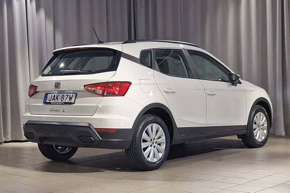 Seat Arona 4 of 13