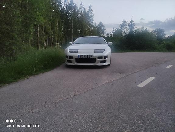 Nissan 300 ZX 2 of 2
