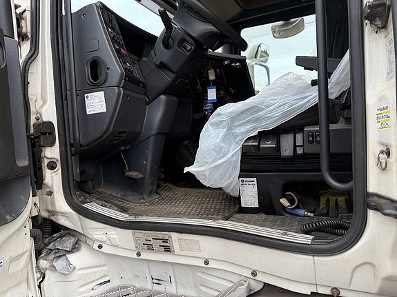 Dragbil Scania R560 5 of 5