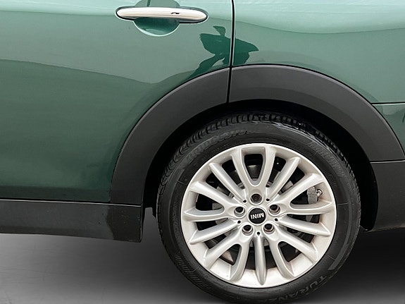 MINI Cooper 24 of 26