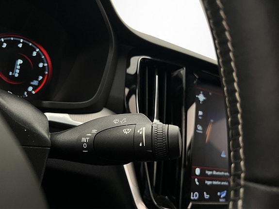 Volvo S60 26 of 30