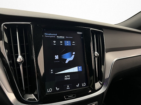 Volvo S60 15 of 30