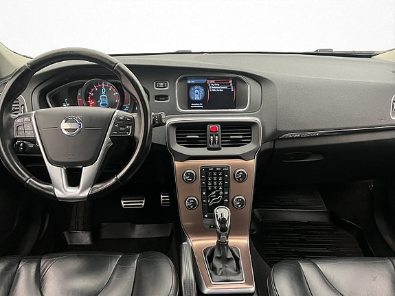 Volvo V40 Cross Country 20 of 30