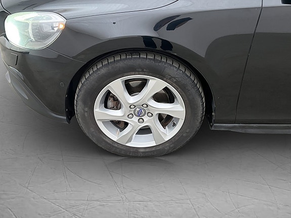 Volvo V40 Cross Country 10 of 30