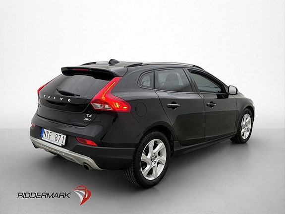Volvo V40 Cross Country 4 of 30