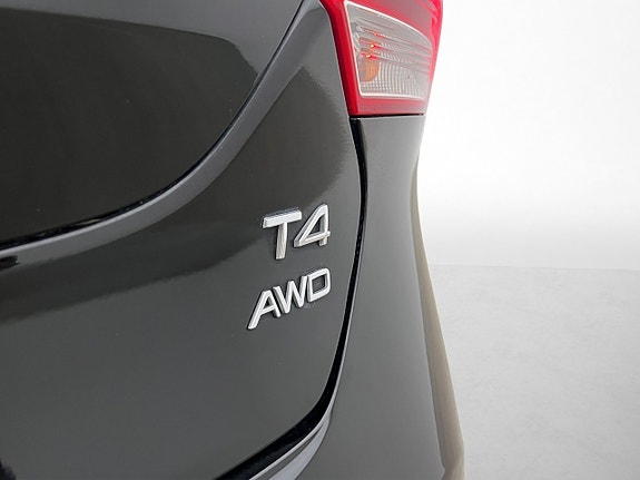 Volvo V40 Cross Country 16 of 30