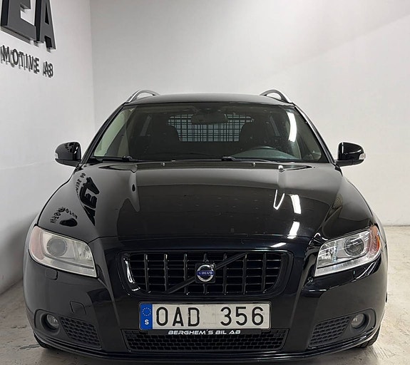 Volvo V70 5 of 10