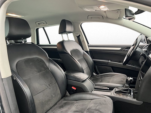 Skoda Superb 23 of 30