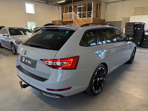 Skoda Superb 21 of 22