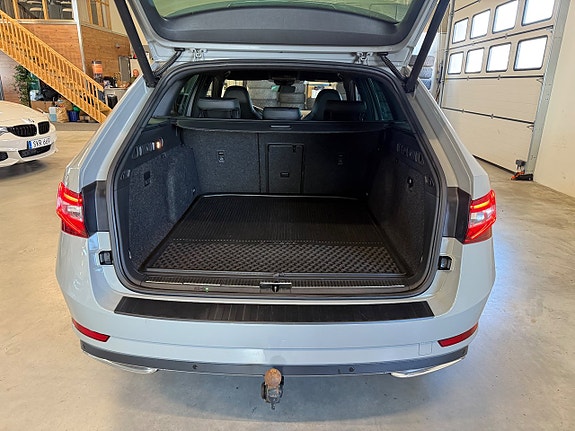 Skoda Superb 6 of 22