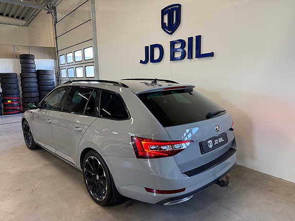 Skoda Superb 3 of 22