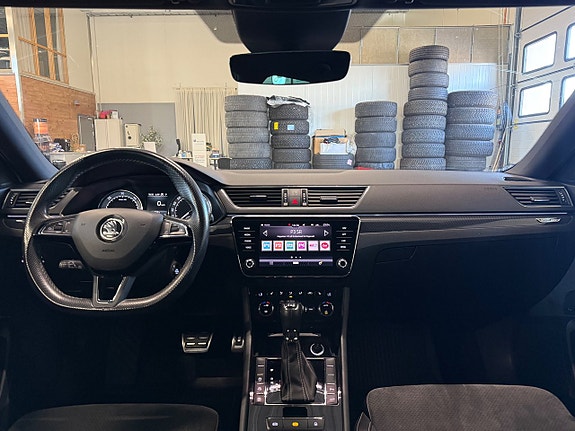 Skoda Superb 19 of 22