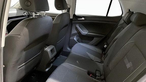 Volkswagen T-Cross 11 of 12