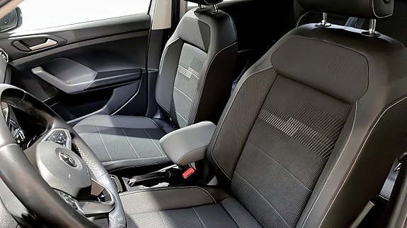 Volkswagen T-Cross 8 of 12