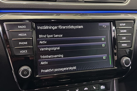 Skoda Superb 12 of 25