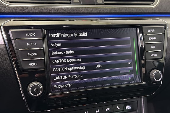 Skoda Superb 14 of 25