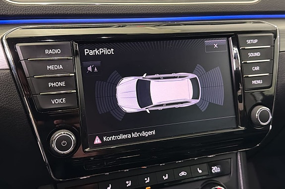 Skoda Superb 9 of 25