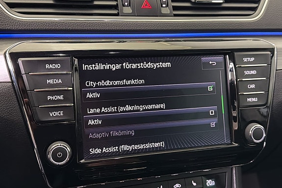 Skoda Superb 11 of 25