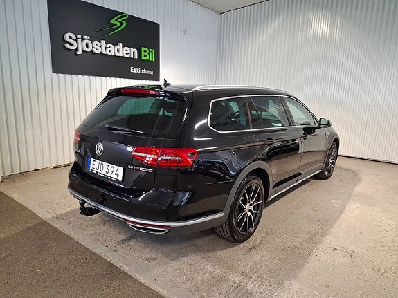 Volkswagen Passat Alltrack 7 of 15
