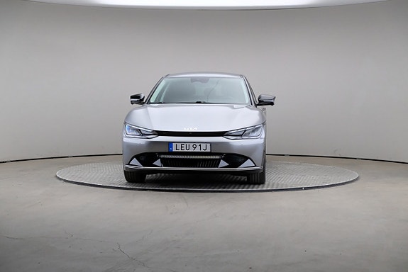 Kia EV6 3 of 25