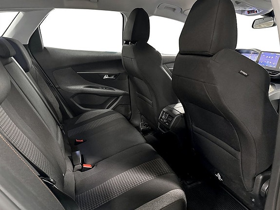 Peugeot 3008 14 of 18