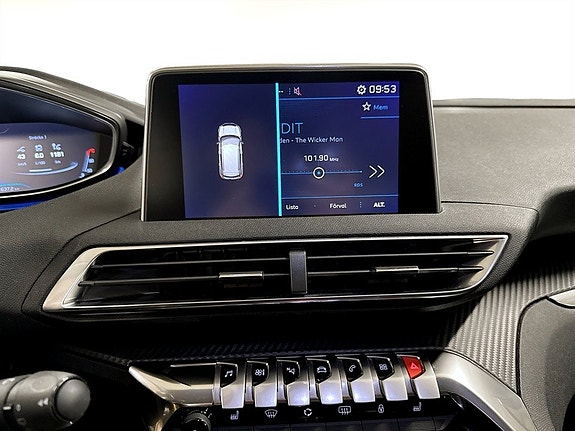 Peugeot 3008 10 of 18