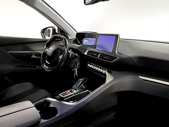 Peugeot 3008 13 of 18