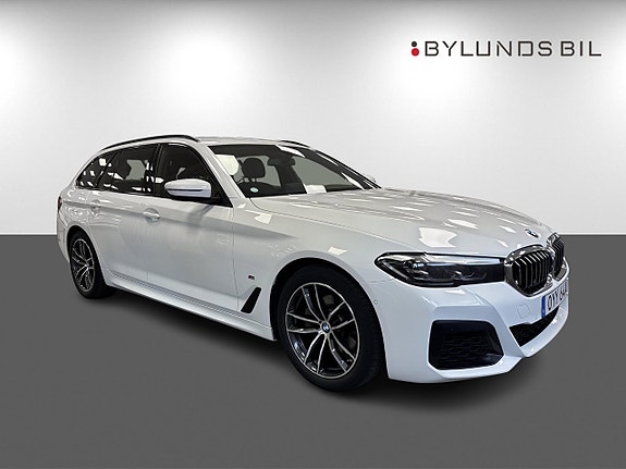 BMW 520d 3 of 14
