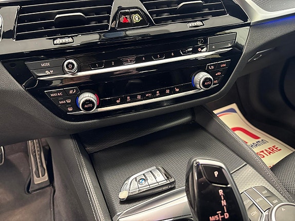 BMW 520d 13 of 14
