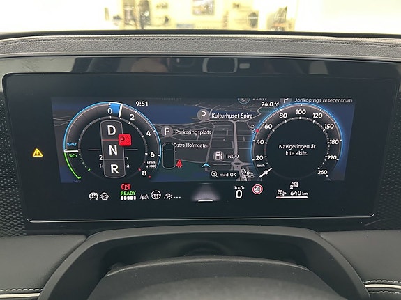 Volkswagen Passat 19 of 22