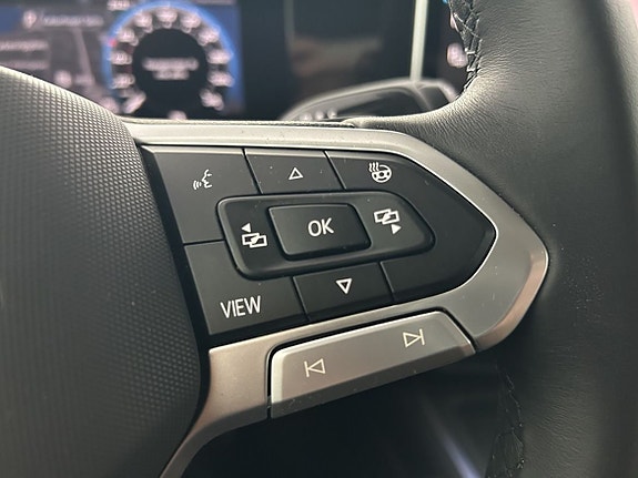 Volkswagen Passat 21 of 22