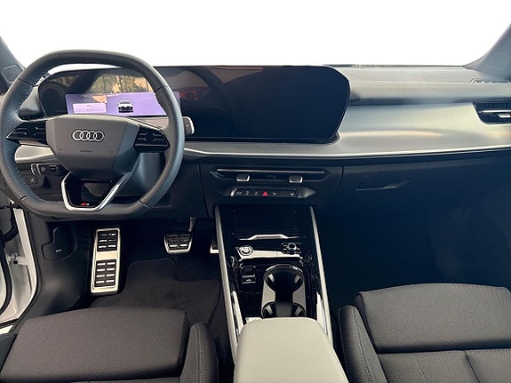 Audi Q3 9 of 15