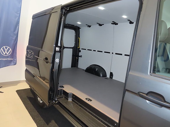 Volkswagen Crafter 8 of 19