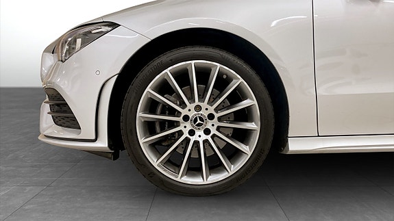 Mercedes-Benz CLA250 e 9 of 25