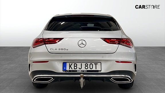 Mercedes-Benz CLA250 e 7 of 25