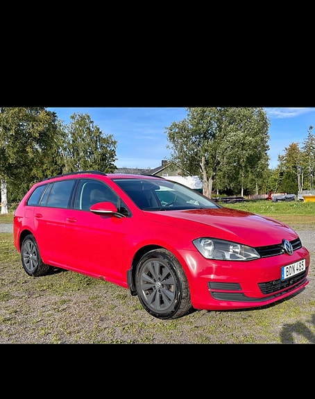 Volkswagen Golf VII 2 of 8
