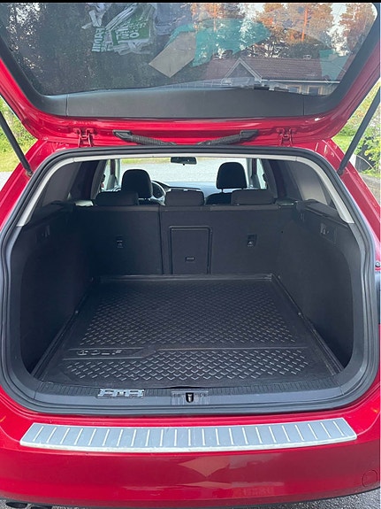 Volkswagen Golf VII 8 of 8