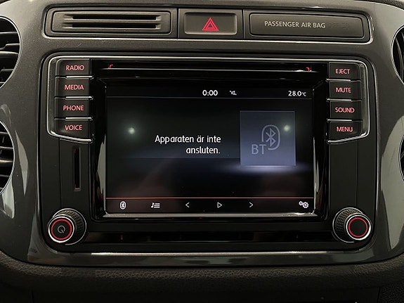 Volkswagen Tiguan 14 of 18