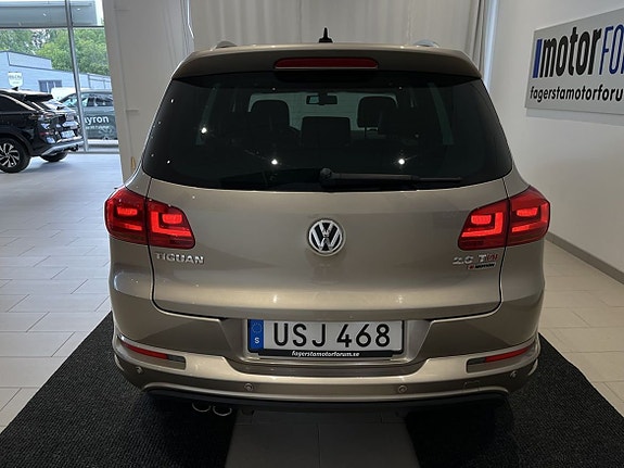Volkswagen Tiguan 4 of 18