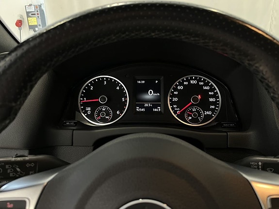 Volkswagen Tiguan 11 of 18