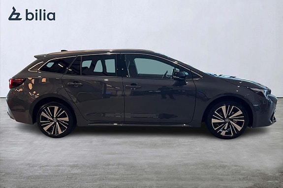 Toyota Corolla 18 of 21