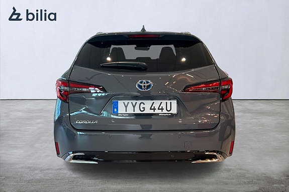 Toyota Corolla 5 of 21