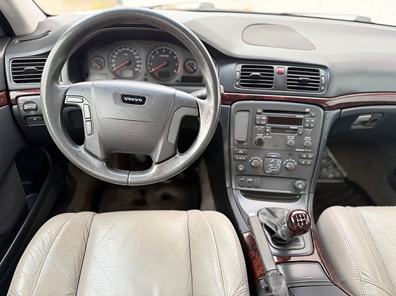 Volvo S80 7 of 10