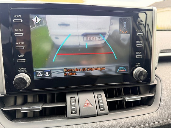 Toyota RAV4 17 of 27