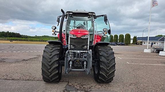 Massey Ferguson 6S.180 Dyna-VT 2 of 10