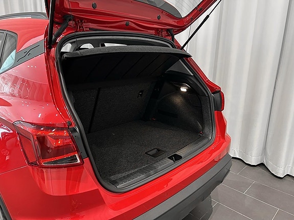 Seat Arona 4 of 12
