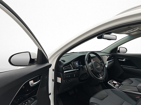 Kia e-Niro 10 of 30