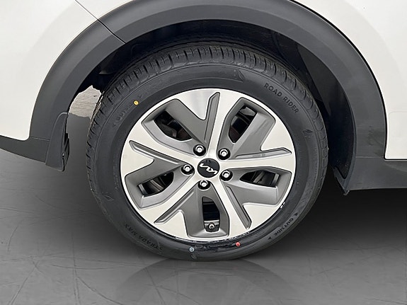Kia e-Niro 30 of 30