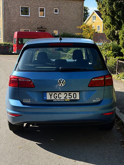 Volkswagen Golf Sportsvan 6 of 10