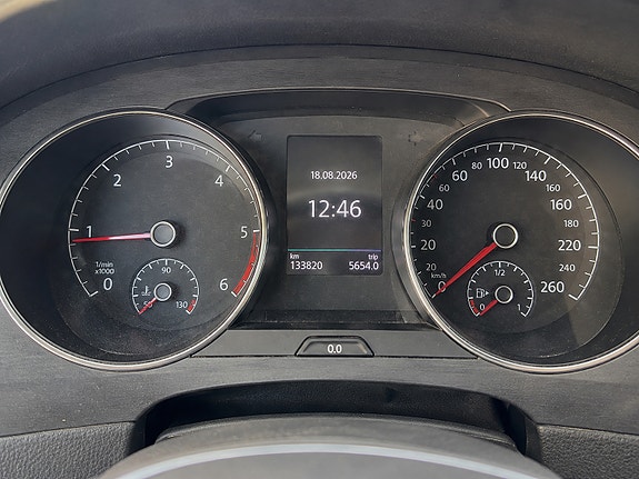 Volkswagen Golf Sportsvan 9 of 10
